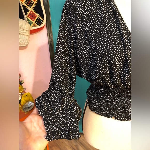 Long Sleeve Black + White Polka Dot V-Neck - Picture 6 of 15